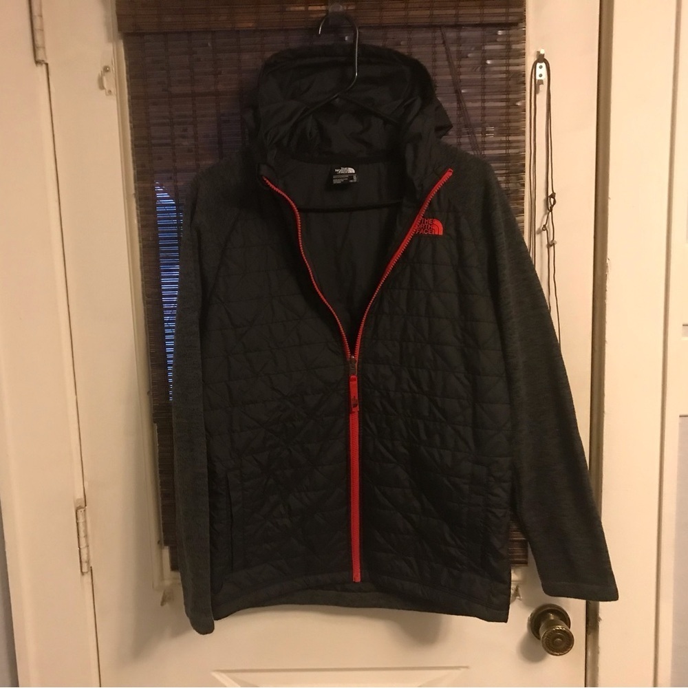 The North Face Boys Hooded Packable Jacket